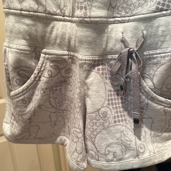 Lululemon romper RARE - Picture 2 of 5